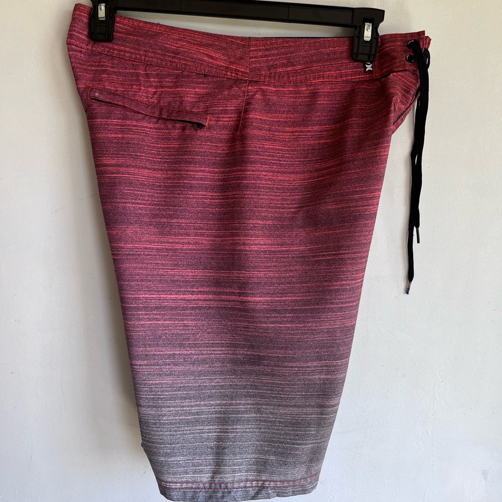 Hurley surf brand surfing board shorts mens 32, multicolored, back zip pocket - Picture 3 of 7